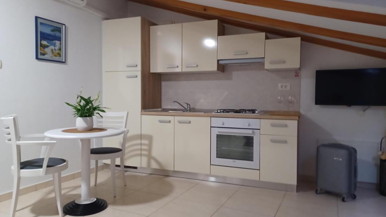 נובי ווינודולסקי Apartmani Amra מראה חיצוני תמונה