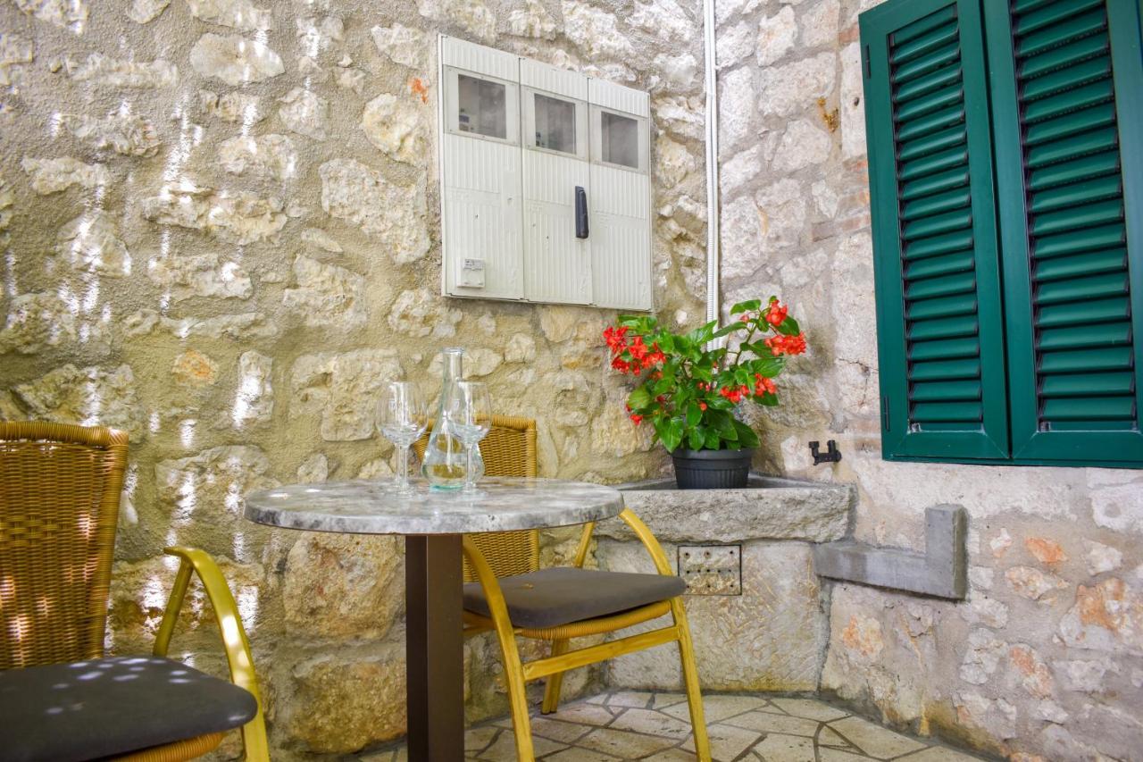 נובי ווינודולסקי Apartmani Amra מראה חיצוני תמונה