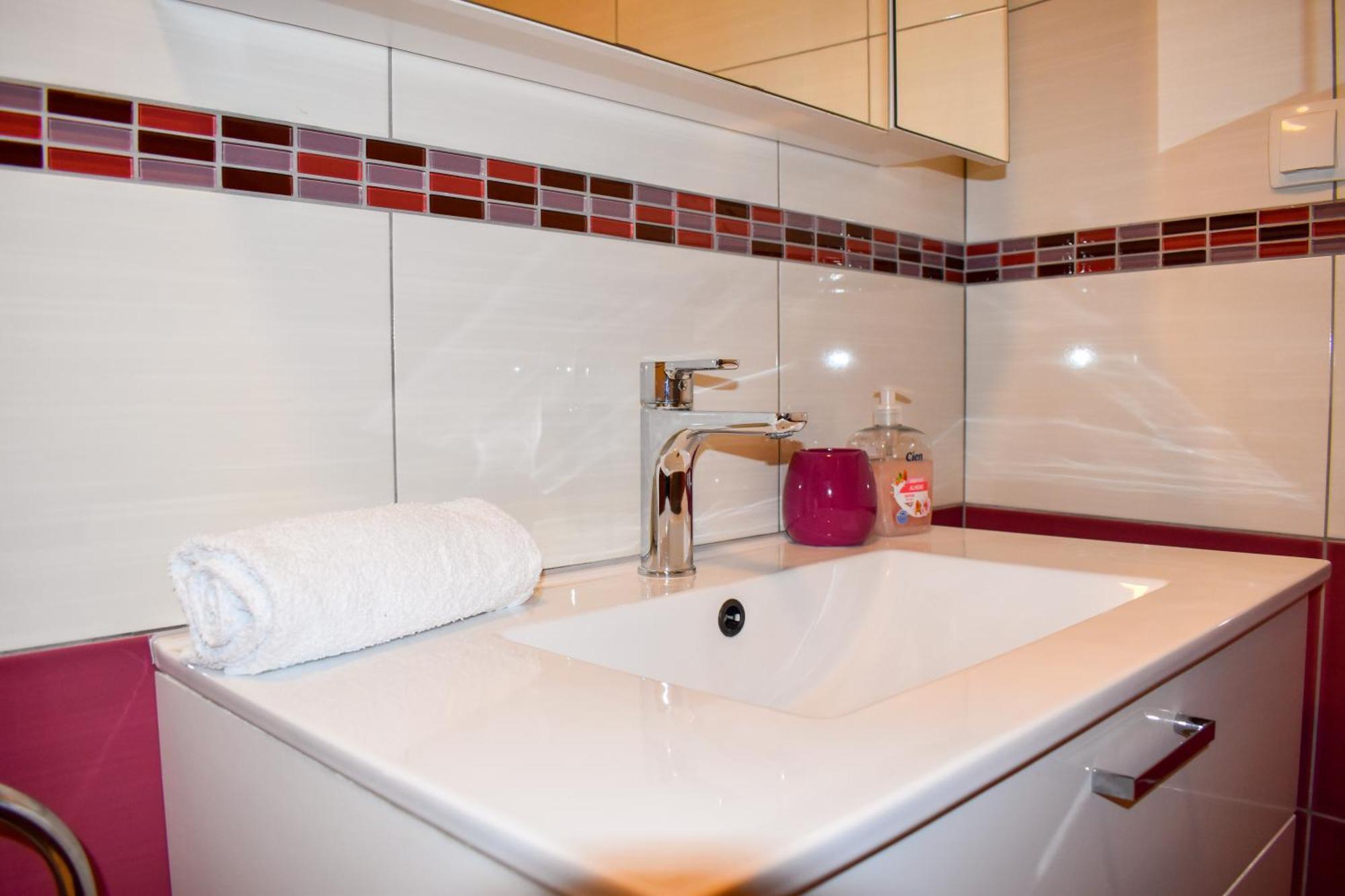 נובי ווינודולסקי Apartmani Amra מראה חיצוני תמונה